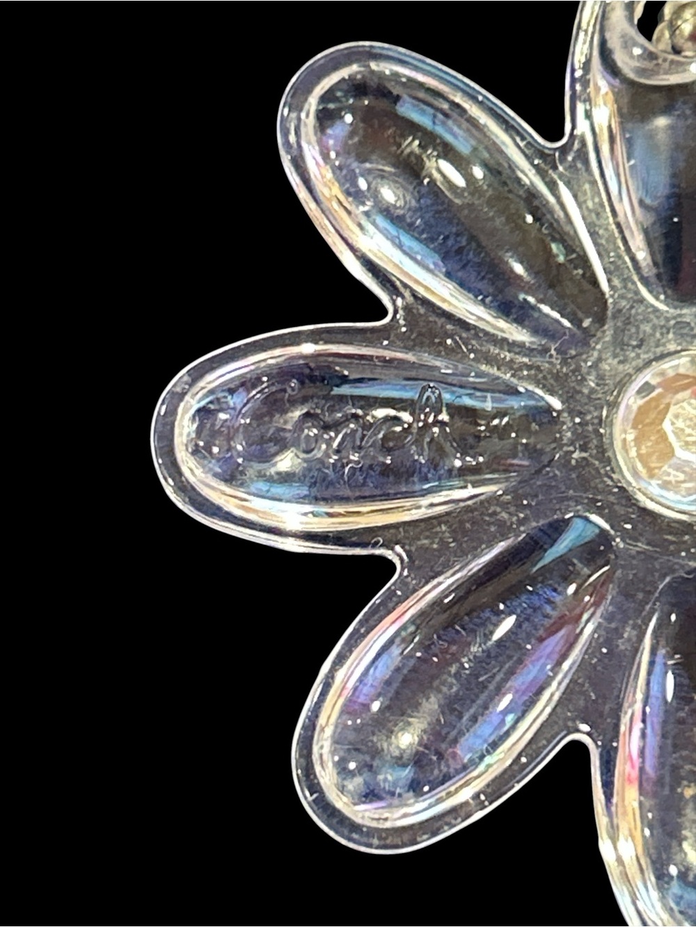 Coach hang tag WINNERS CHOICE Red patent leather, clear flower, resin script - Picture 4 of 6